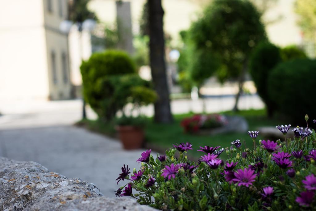Antica Stazione Hotel Chiaramonte Gulfi Bagian luar foto