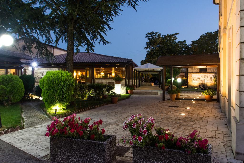 Antica Stazione Hotel Chiaramonte Gulfi Bagian luar foto