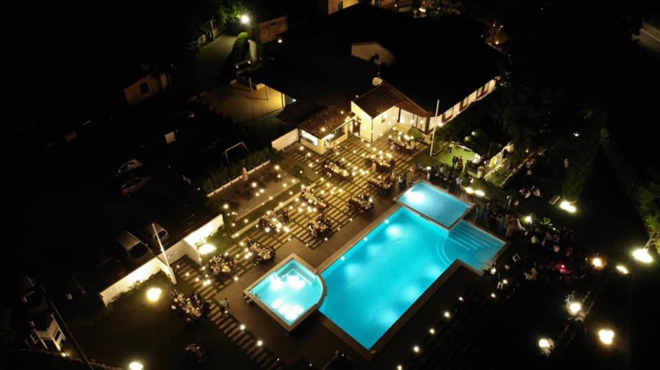 Antica Stazione Hotel Chiaramonte Gulfi Bagian luar foto